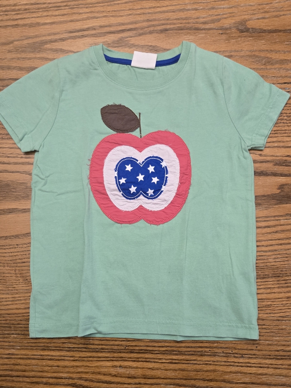 Mini Boden Applique Apple T-shirt - Size 5-6 - Fun for School and Apple Picking